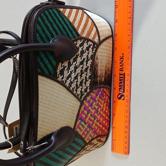 Le Sac for Kultura, multi color straw purse. - Picture 11 of 12